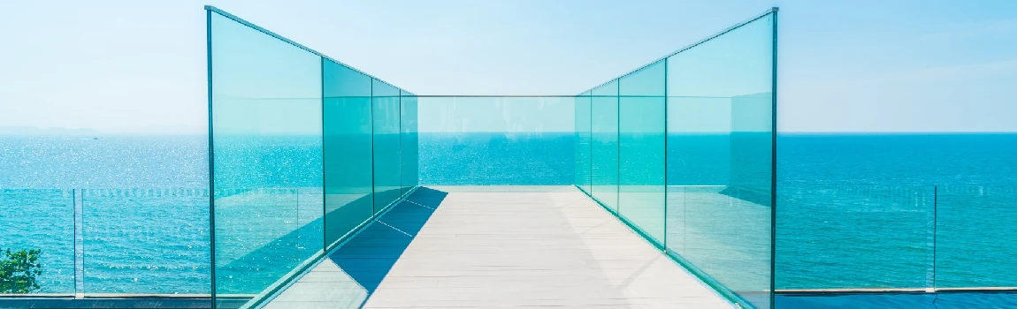 Customized Glass Pool Fence Repair Services in Leesburg, FL